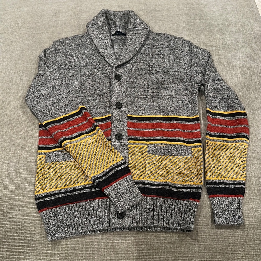 Gap Men’s Shawl Collar cardigan, NWOT, size S